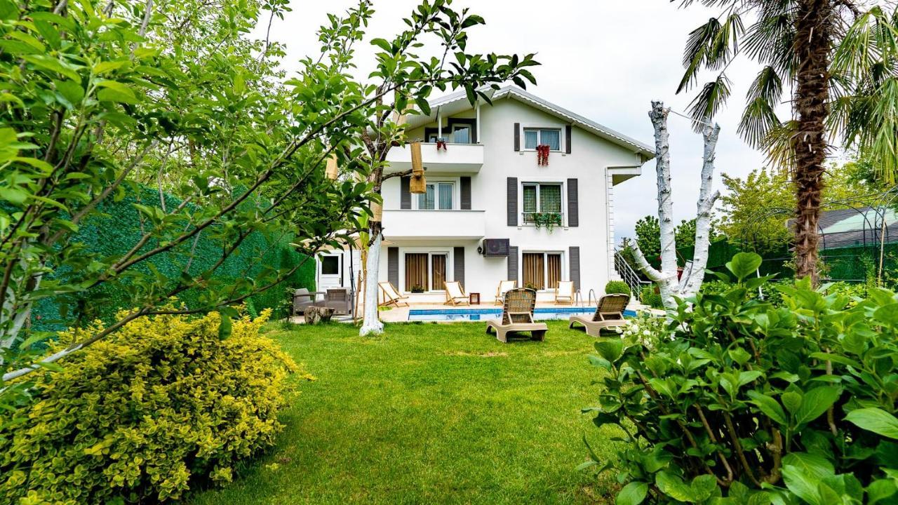Villa Atlas Muhafazakar Havuzlu, Mustakil Genis Bahceli Sapanca Exterior photo