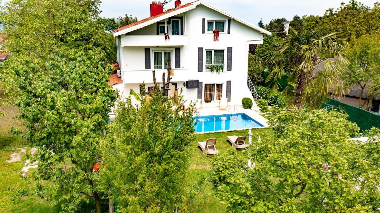 Villa Atlas Muhafazakar Havuzlu, Mustakil Genis Bahceli Sapanca Exterior photo
